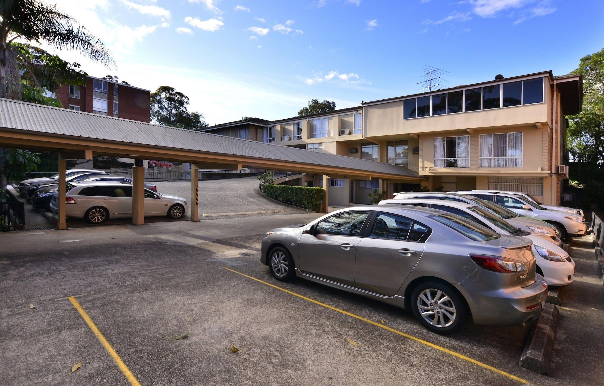 Twin Towers Inn Sydney Exterior photo